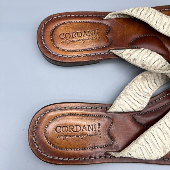 Cordani Sandals Womens 8.5 Leather Italy Made Suola Cuoio Italian Flats Straps - Picture 3 of 8